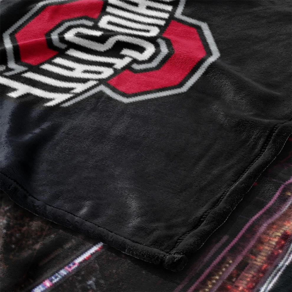 Personalized College Football Team Spirit Flannel Throw Blanket Soft