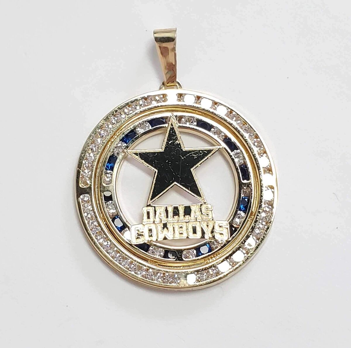 Dallas Cowboys Large Enamel Pendant w/ Necklace - PG92930