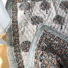 luxury  Royal Insert Filling Cotton Made Kantha Work Pomegranate Art Baby Quilt