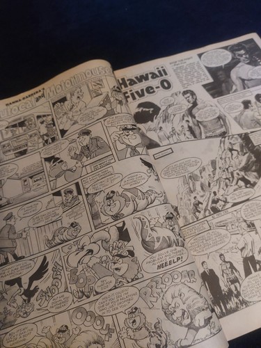 Vintage TV ACTION + COUNTDOWN Comic 17 JUNE 1972 #70 Dr Who Persuaders Scarlet - Picture 3 of 7