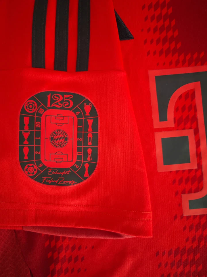Trikot Adidas FC Bayern 2024-2025 Home I Badge Erfolge 125 FCB - Beckenbauer 5 - Bild 3 von 4