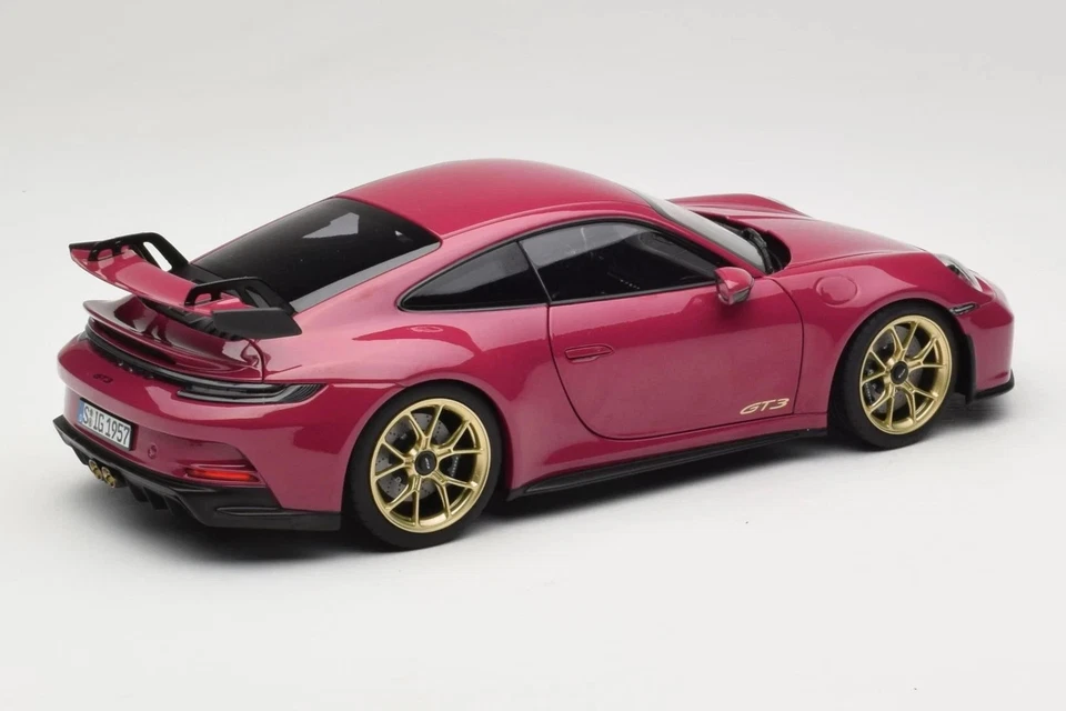 1/18 NOREV Porsche 911 (992) GT3 Ruby Star Neo 187381 Foto 4 de 4