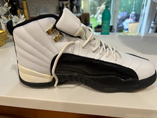 Earliest Known Michael Jordan Game-Worn Nike Shoes Sell for Nearly $72K 15