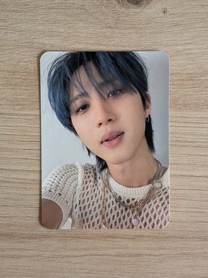 Pentagon Hui 'Universe: The Black Hall' Official Photocard
