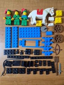 Lego Forestmen. All 7 original series sets. 6066,6054,1974,6077,1680,1877,6071