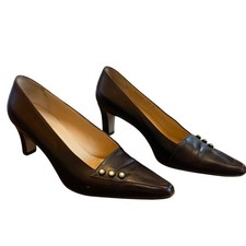 Bottega Veneta 90's Elegant Dark Brown Leather Elongated Toe Pumps Mid Heel 7.5