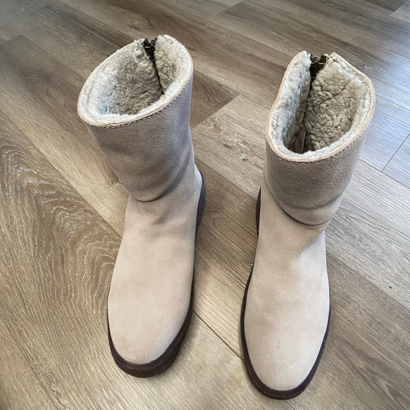 Cougar Button Waterproof Ankle Boots Sz 9 Beige Sueded Lambswool Lined Winter  thumbnail 4