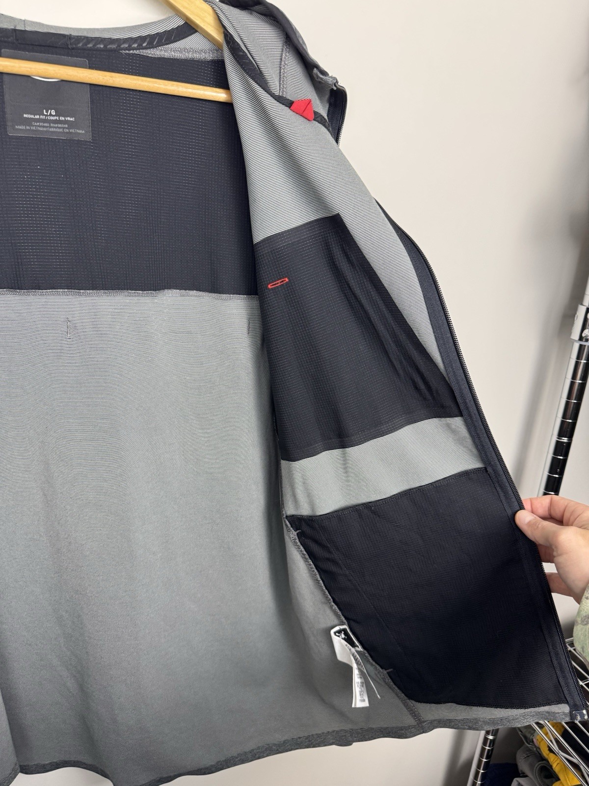 Oakley Asymmetric Active Soft Shell Jacket Full Z… - image 12