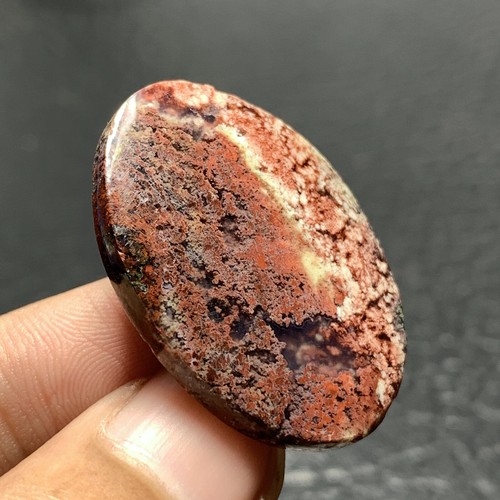 Red Plume Agate Cabochon 34x24x6mm High Quality 37.5 ct - Picture 6 of 7