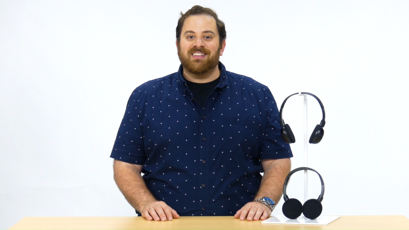 DVD Remote Control and headphones for Infiniti QX60 2017 2018 2019 2020