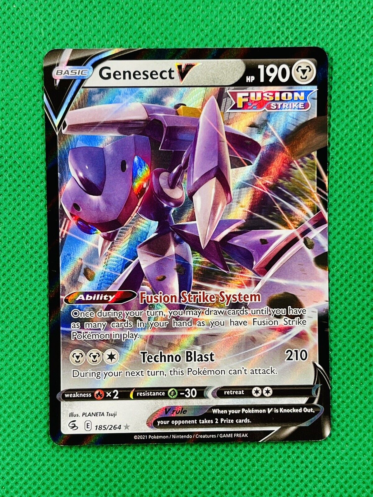  Genesect V - 185/264 - Ultra Rare - Sword & Shield - Fusion  Strike : Sports & Outdoors