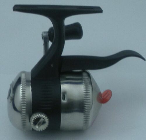 Zebco 33 Rhino Tough Spincast Moulinet et canne à pêche 2 pièces, canne