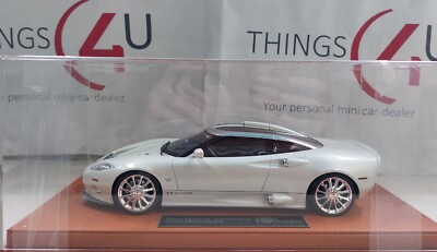 Top Marques 1:18 Spyker C8 Aileron 2009-2017 cumulus wit met vitrine nieuw