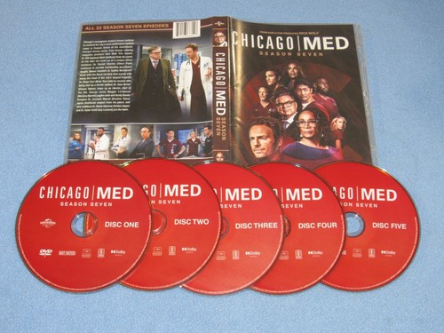 CHICAGO MED Complete Seasons 1-8 & CHICAGO FIRE Seasons 1-11 (102-Discs Total!!) - Picture 21 of 23