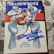 1978 Dallas Cowboys Media Guide Autographed By Randy White Tristar Certified