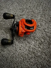 Lew's Xfinity XF1SHA Blaze Orange Low Profile Baitcaster Fishing Reel Excellent!