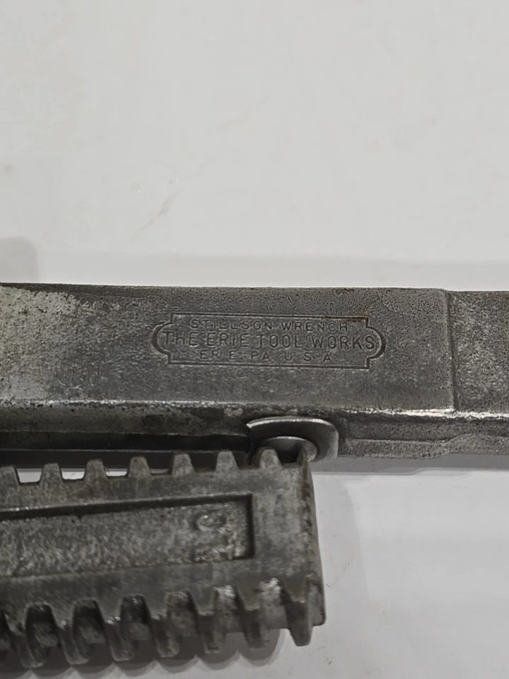 Erie Tool Works 10" Pipemaster Vintage Heavy Duty Pipe Wrench Erie PA EE. UU. Foto 4 de 4