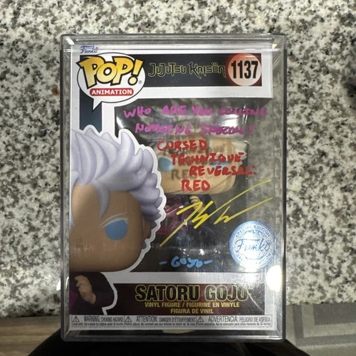Funko Pop! Jujutsu Kaisen Satoru Gojo #1137 signed + COA