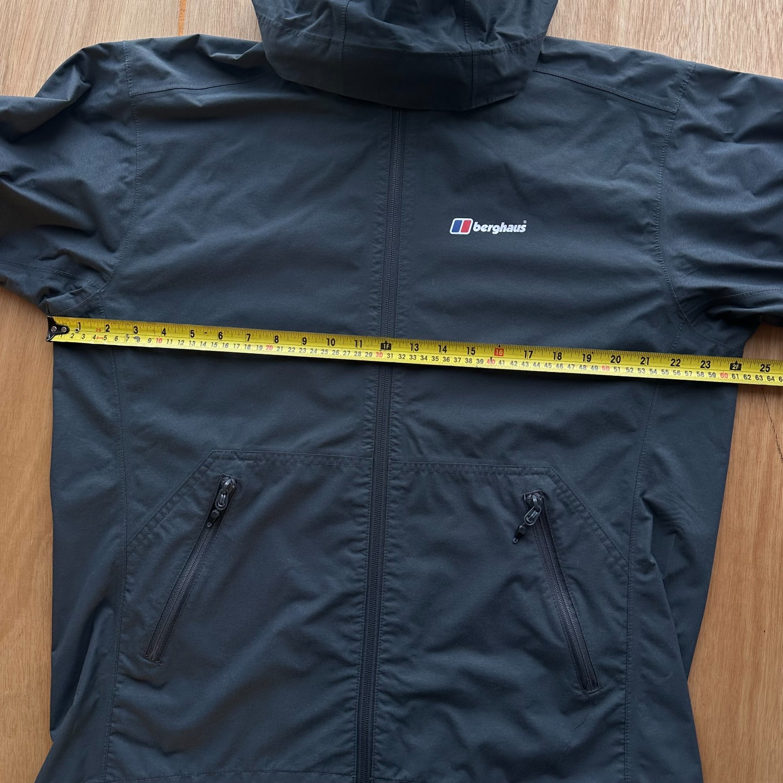 Berghaus Hydroshell Jacket Grey L - image 12