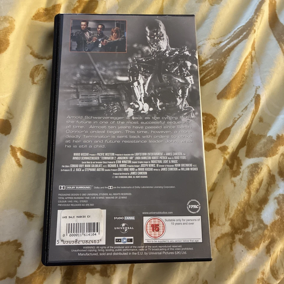 Terminator 2 Judgment Day UK PAL VHS VIDEO 2003 Schwarzenegger + Making Of  - Image 3 of 4