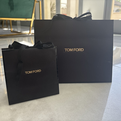 Tom Ford Lot of 2 Authentic Gift Paper Shopping Bags Black Gold Letters String