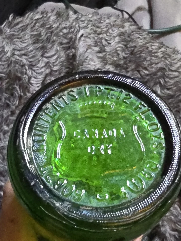 Canada Dry Ginger Ale (HABANA) anterior a 1940 28 oz. Botella de refresco verde.  Foto 4 de 4