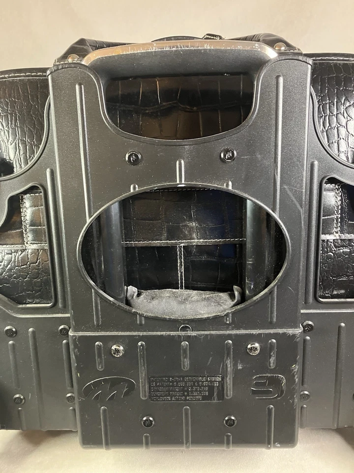 McKlein Overnight Carry On Laptop Briefcase Luggage w/ Folding Handle & Wheels - Image 3 of 4