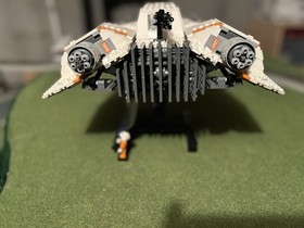 LEGO Star Wars: UCS Snowspeeder 75144 Retired Set 100% Complete w/minifigures