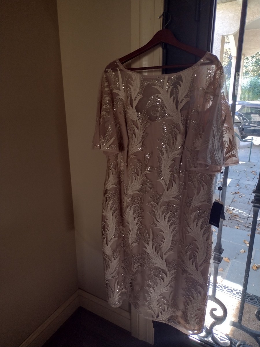 floor length embroidered dress Black Floral Embroidered Maxi Dress main image 0
