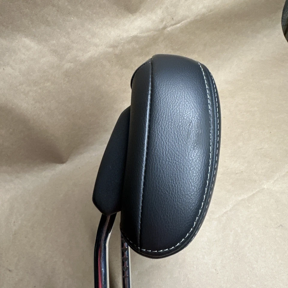 11-17 Jeep Patriot Brújula Asiento de pasajero delantero Reposacabezas activo 0179 Foto 2 de 4