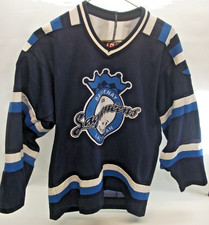 Chicoutimi Sagueneens QMJHL Hockey Jersey Youth L/XL CCM Air Knit Maska HOLE