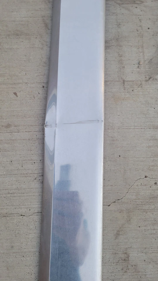 1971 Lincoln Continental Mark III Exterior Rocker Moldings LH RH Sides - Image 4 of 4