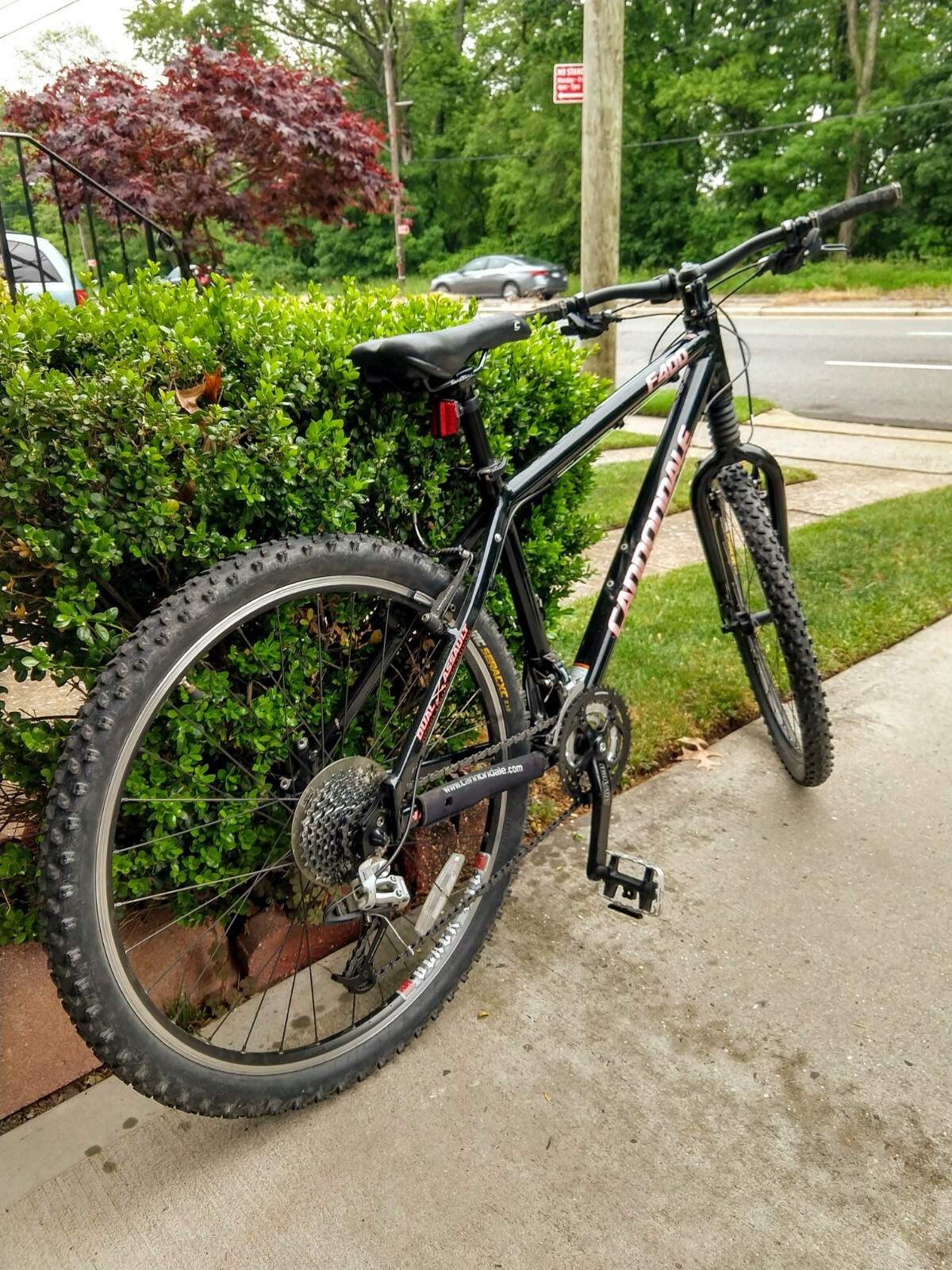 cannondale f400 bike