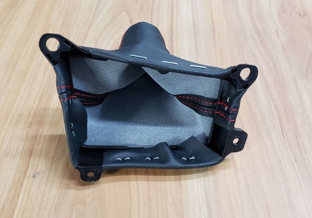 13-15 Honda Civic SI Change Lever Boot *NH167L* (Graphite Black