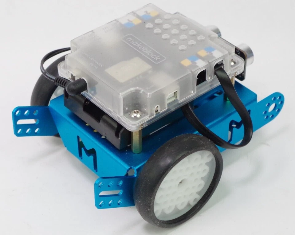 Robot con ruedas Radio Shack Makeblock enciende Foto 2 de 2