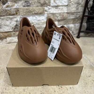 infant clay yeezy