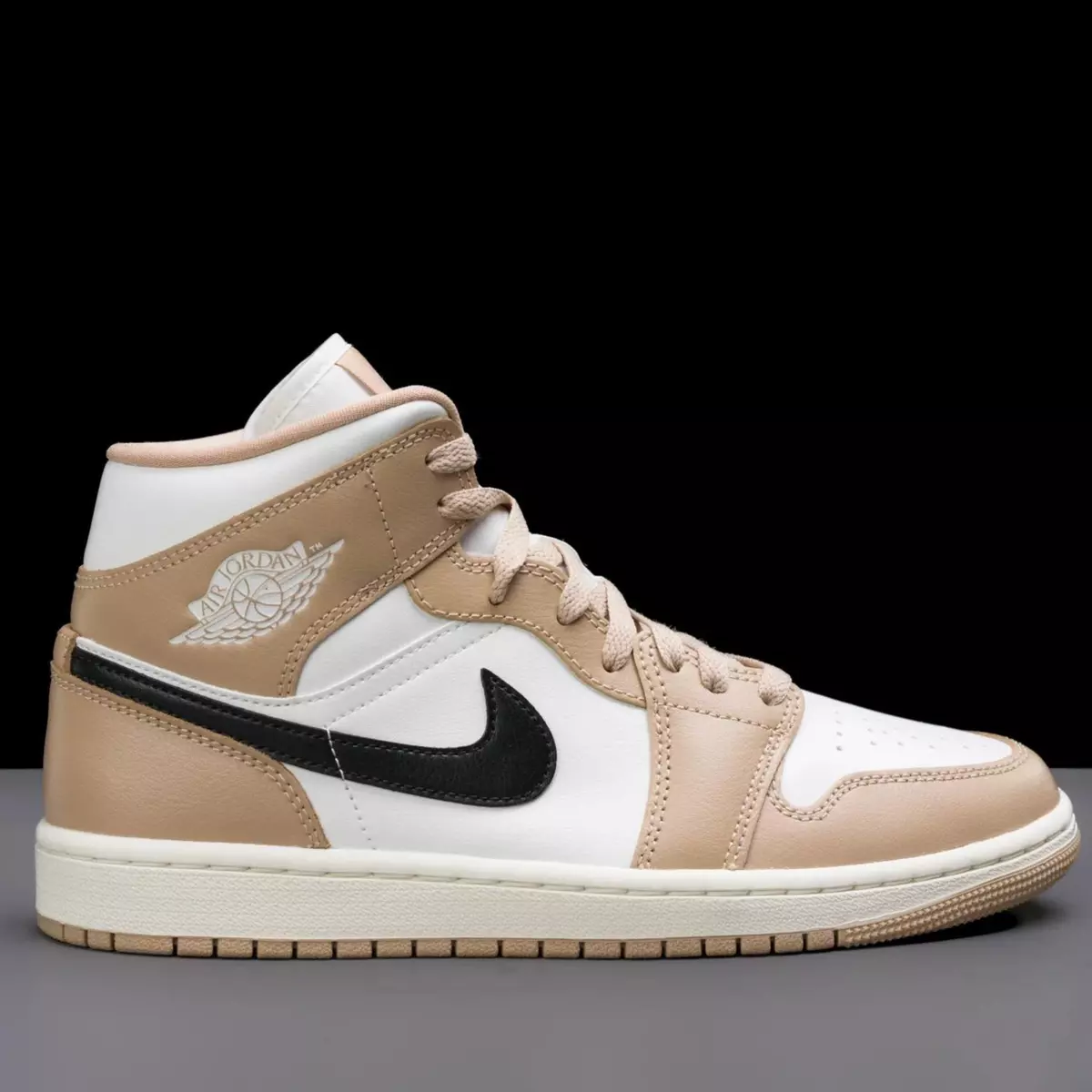 Nike Air Jordan 1 Mid Shoes
