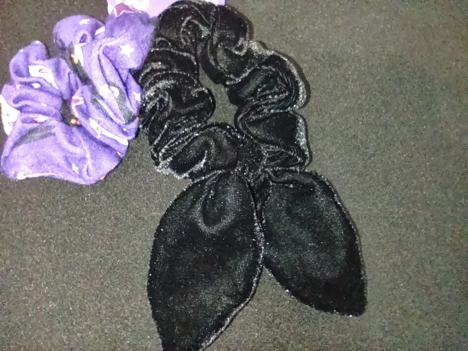 Set (2) Claire's Halloween Print Knotted Bow Hair Scrunchies Pumpkin Blue Black - Image 3 of 4