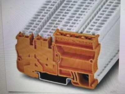 Phoenix Contact Einspeiseklemme orange STIO-IN 2,5/3 OG NEU