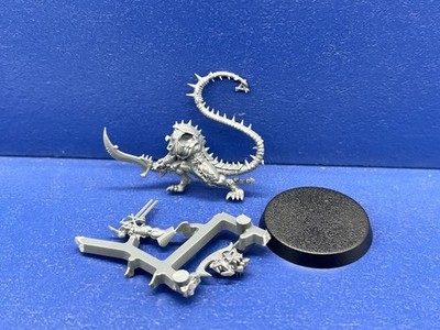RAR! Warhammer Quest - Deathrunner der Skaven