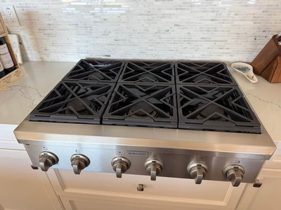 #ad GE MONOGRAM PROFESSIONAL SERIES ZGU366N P7SS 36quot; NATURAL GAS OR PROPANE RANGETOP $1995.00