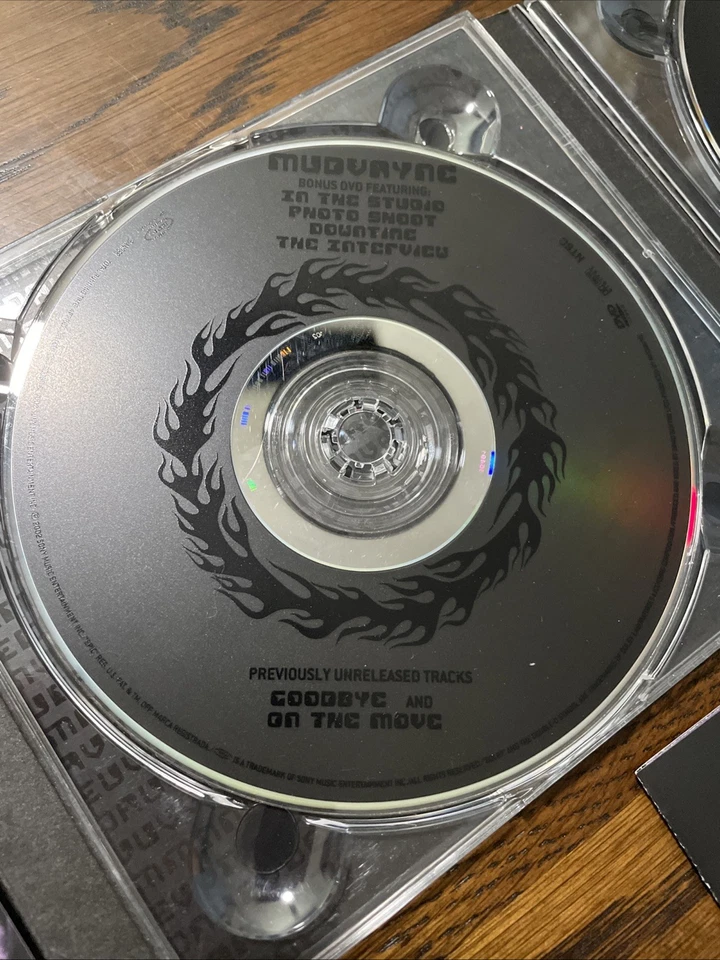 Mudvayne The End Of All Things To Come CD/DVD Digipak ОГРАНИЧЕННОЕ ИЗДАНИЕ. Epic EK 86974 - Изображение 2 из 4