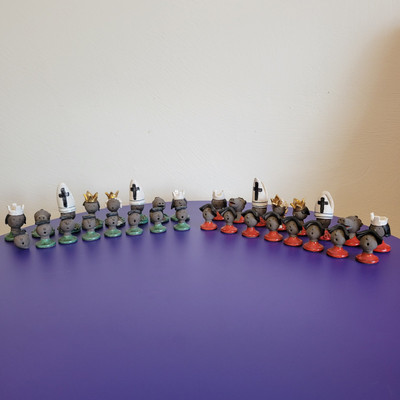 Rare 1960s Mogens Lund Illums Bolighus Danish Whimsical Ceramic Chess Set AS IS