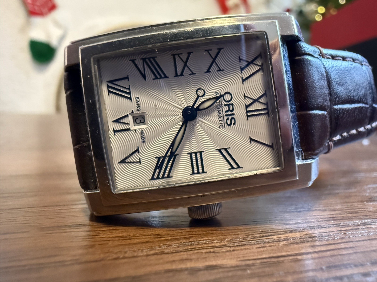 Mint Condition Oris Rectangular Date Automatic Wh… - image 7