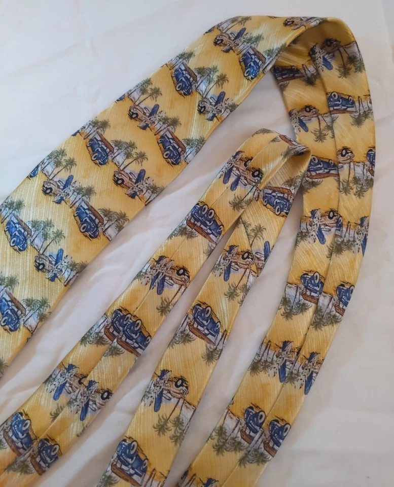 Class Club Cars Surfing Silk Necktie — 第 4/4 张图片