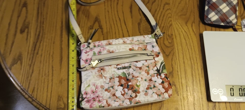 DANA BUCHMAN Mujer Bandolera Estampado Floral Cartera con Bolsillos con Correa Ajustable Foto 3 de 4
