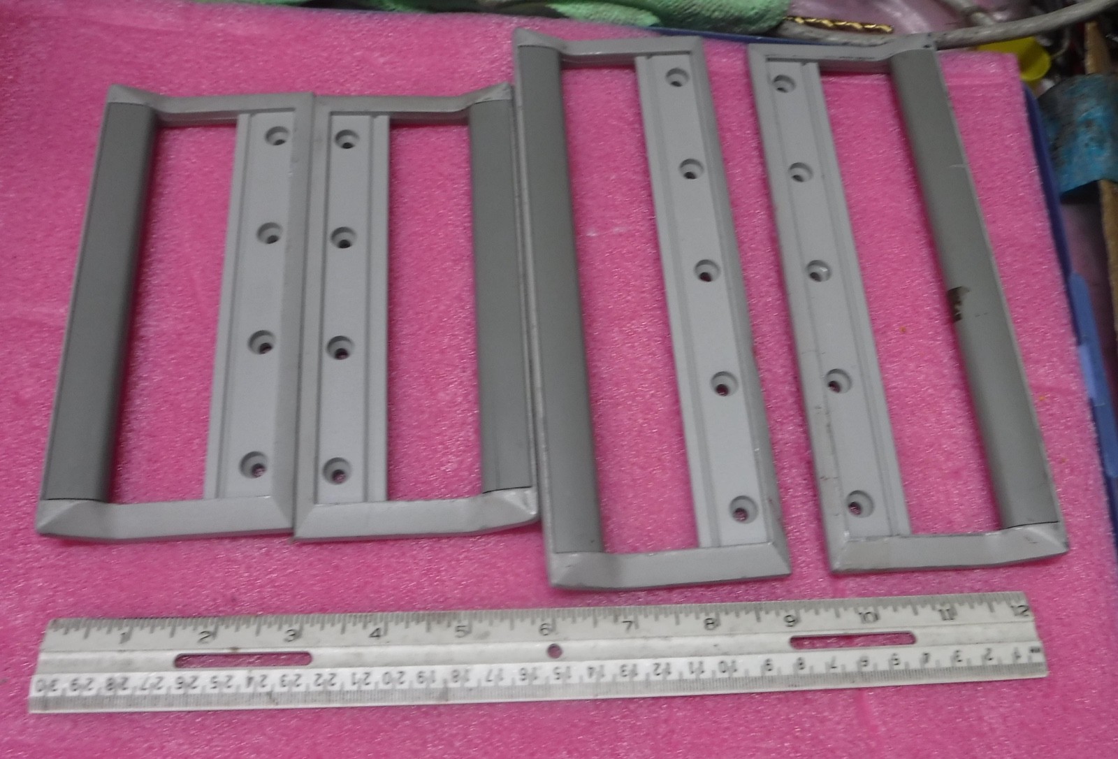 Handles  Lot Of 2 Kind     Free Shipping