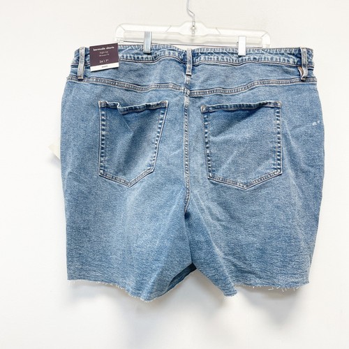 Ava & Viv Women's High Waisted Frayed Hem Bermuda Jean Shorts Size 24 - Picture 2 of 6