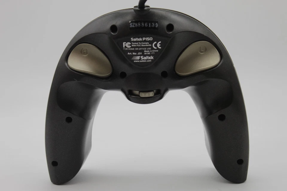 SAITEK P150 USB Action Pad J31 Gamepad PC/Mac Controller Original Vintage - Imagem 2 de 4