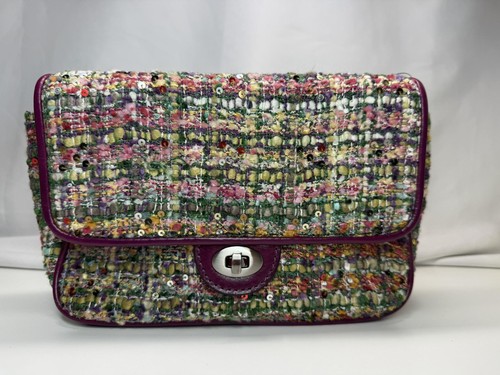 Patricia Nash Schultertasche dunkellila Lorenza Klappe Pailletten Boucle Kette P50654 - Bild 1 von 9